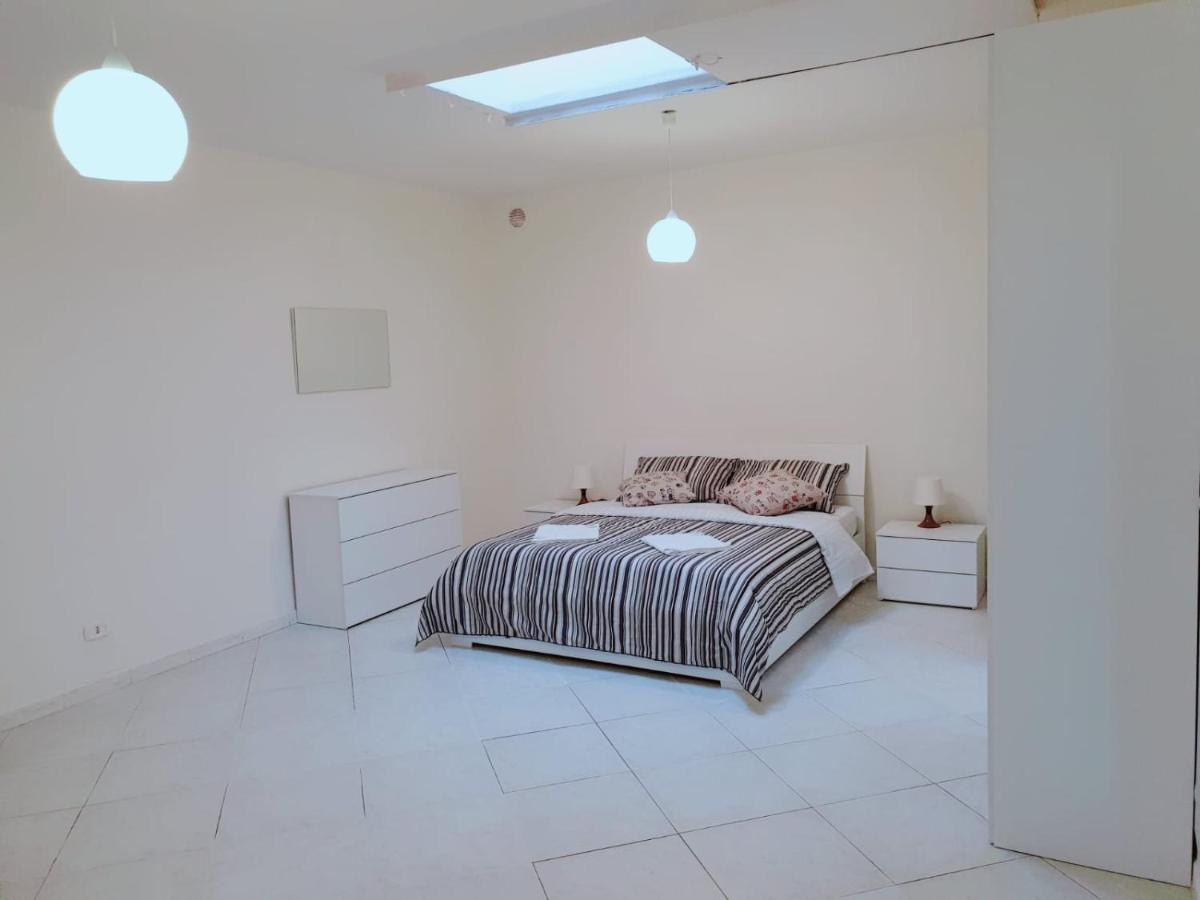 Ferienwohnung Visconti House Bari Exterior foto